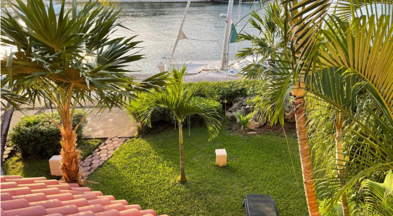 Fragata 1 bedroom 2 Story Loft for Sale Puerto Aventuras Marina