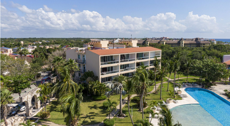 Secret waters – 18 Condos & 6 PH 2 bedroom Puerto Aventuras for sale