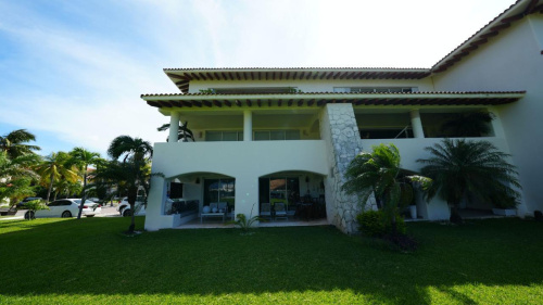 Departamento en Isla Dorada, Zona Hotelera Cancun, Cancún