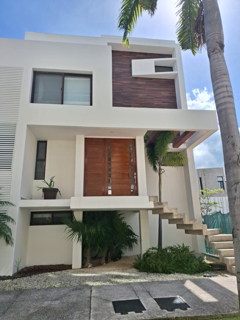 HOUSE IN  PUERTO  CANCUN MARINA  LAGUNA 1