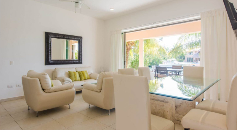 Sun & Sea – 2 bedroom PH Private boat slip Puerto Aventuras