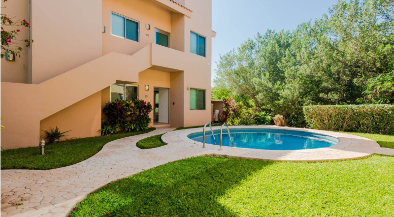 Sun & Sea – 2 bedroom PH Private boat slip Puerto Aventuras